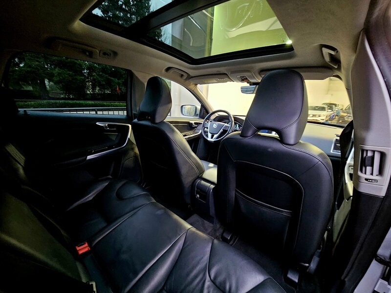 2015 Volvo XC60 T5 Premier   - Photo 45 - Hillsboro, OR 97124