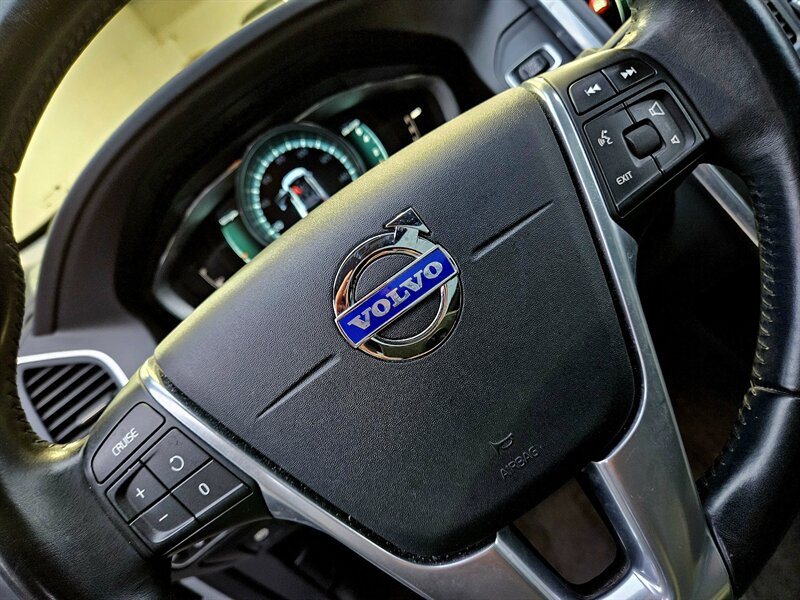 2015 Volvo XC60 T5 Premier   - Photo 29 - Hillsboro, OR 97124
