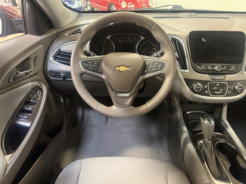 2016 Chevrolet Malibu LT - Photo 17 - Hillsboro, OR 97124