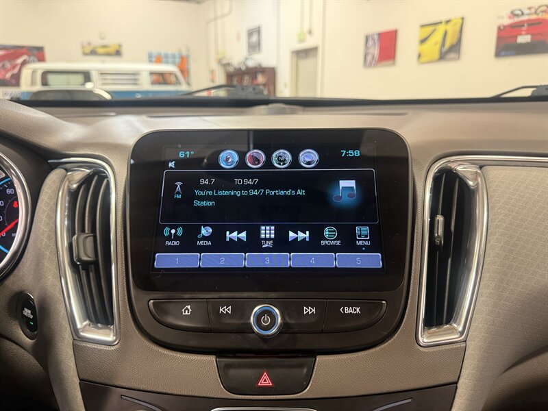 2016 Chevrolet Malibu LT - Photo 23 - Hillsboro, OR 97124