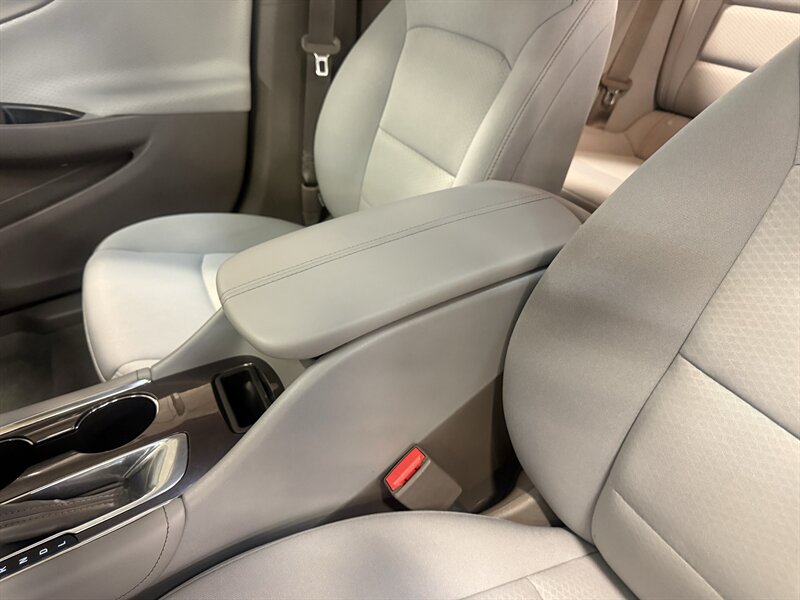 2016 Chevrolet Malibu LT - Photo 27 - Hillsboro, OR 97124