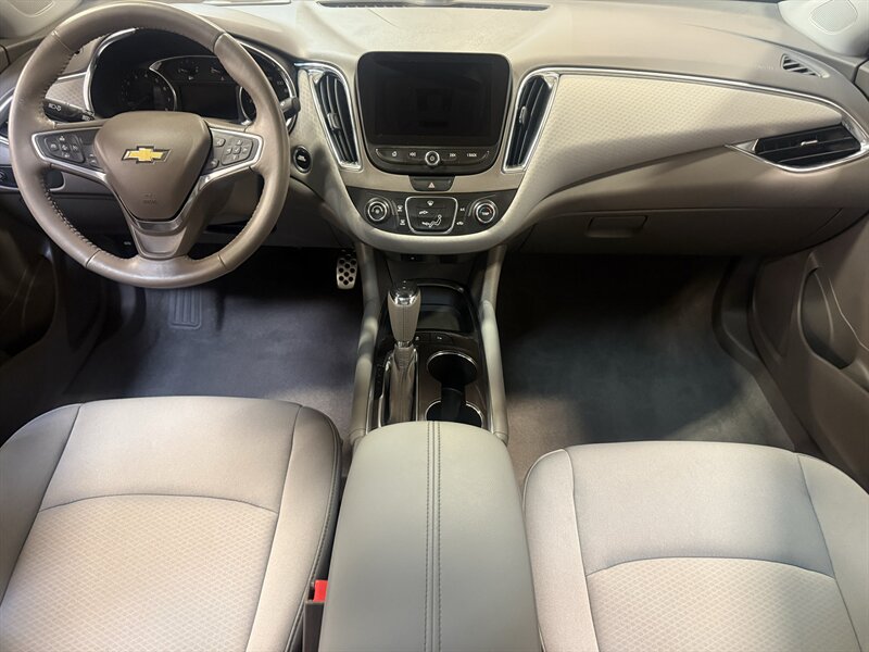 2016 Chevrolet Malibu LT - Photo 16 - Hillsboro, OR 97124