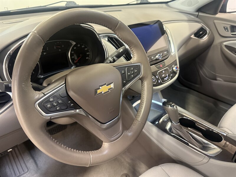 2016 Chevrolet Malibu LT - Photo 19 - Hillsboro, OR 97124