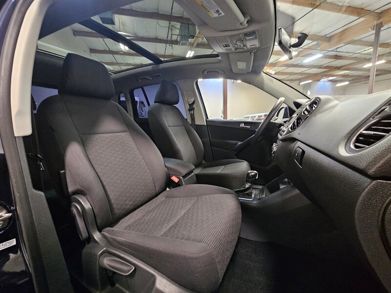 2012 Volkswagen Tiguan LE   - Photo 16 - Hillsboro, OR 97124