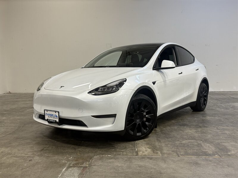 2023 Tesla Model Y Long Range   - Photo 28 - Hillsboro, OR 97124