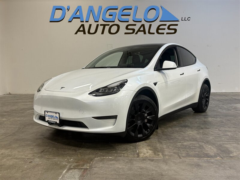 2023 Tesla Model Y Long Range  