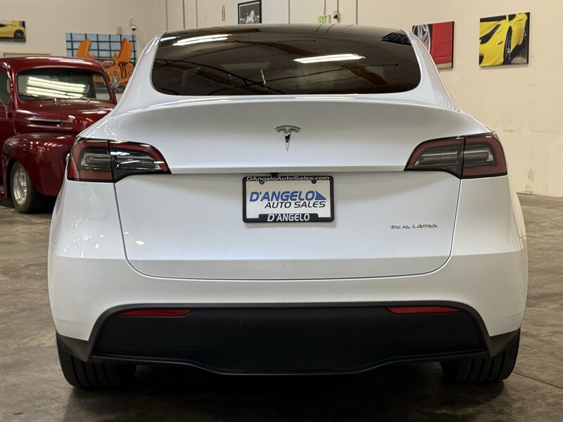 2023 Tesla Model Y Long Range   - Photo 6 - Hillsboro, OR 97124