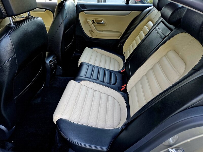 2014 Volkswagen CC R-Line PZEV   - Photo 31 - Hillsboro, OR 97124