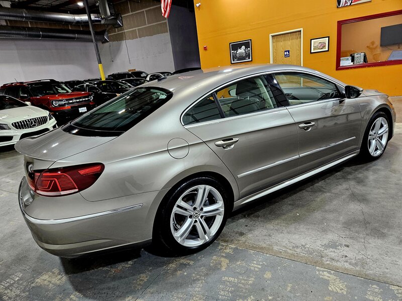 2014 Volkswagen CC R-Line PZEV   - Photo 5 - Hillsboro, OR 97124