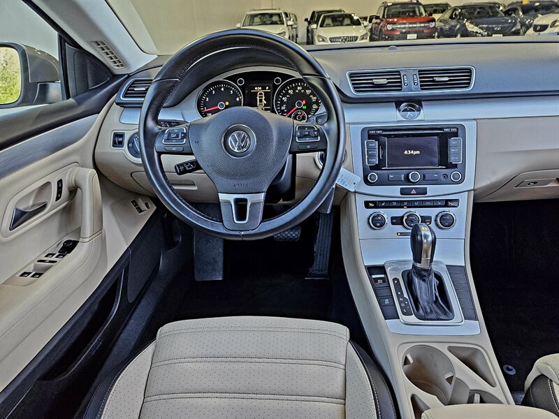 2014 Volkswagen CC R-Line PZEV   - Photo 16 - Hillsboro, OR 97124