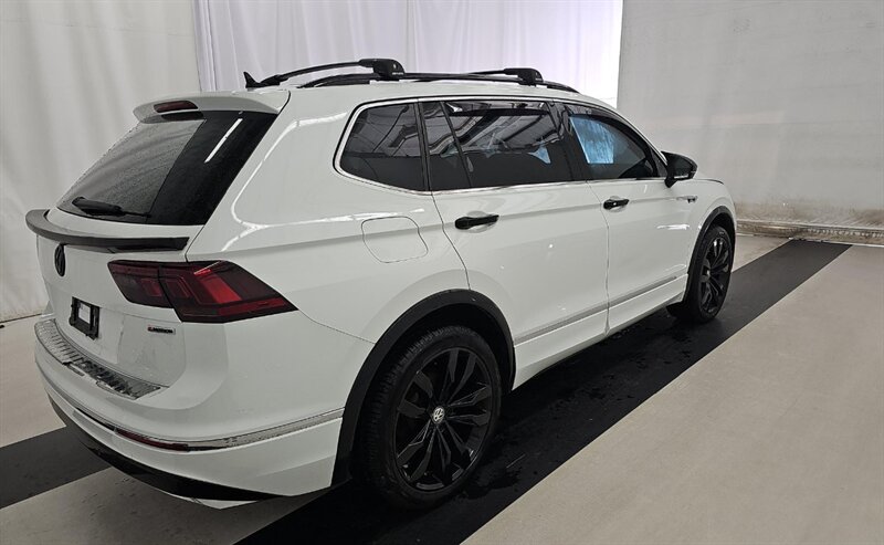 2020 Volkswagen Tiguan SEL Premium R-Line 4Motio - Photo 5 - Hillsboro, OR 97124