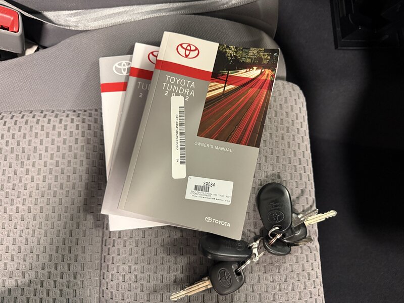 2012 Toyota Tundra Grade - Photo 31 - Hillsboro, OR 97124