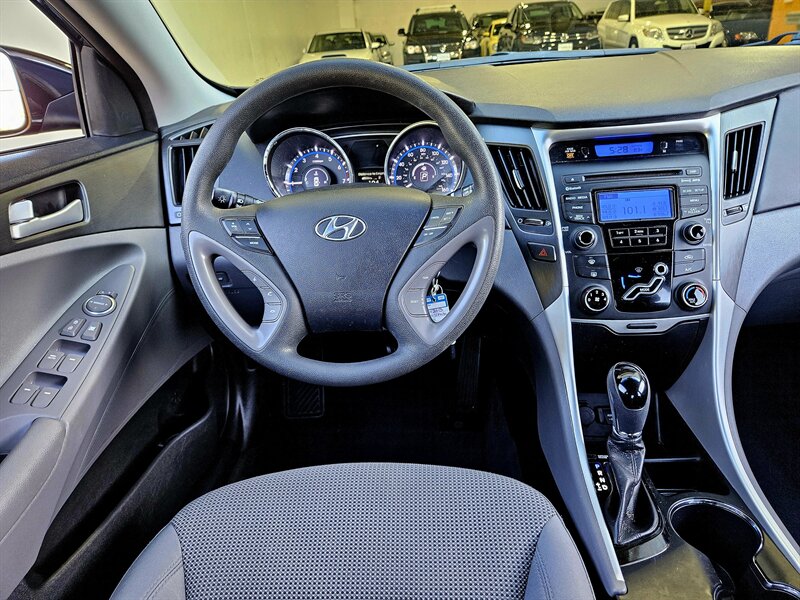 2013 Hyundai SONATA GLS - Photo 15 - Hillsboro, OR 97124