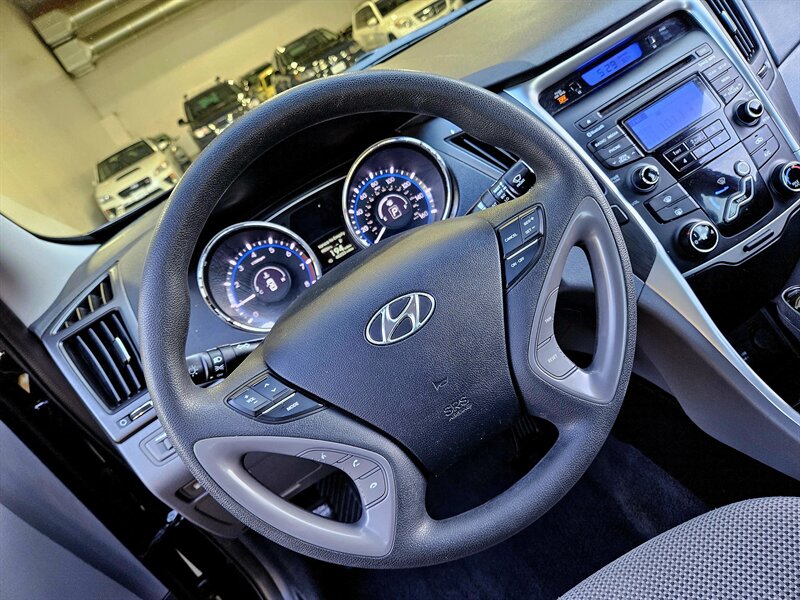 2013 Hyundai SONATA GLS - Photo 19 - Hillsboro, OR 97124