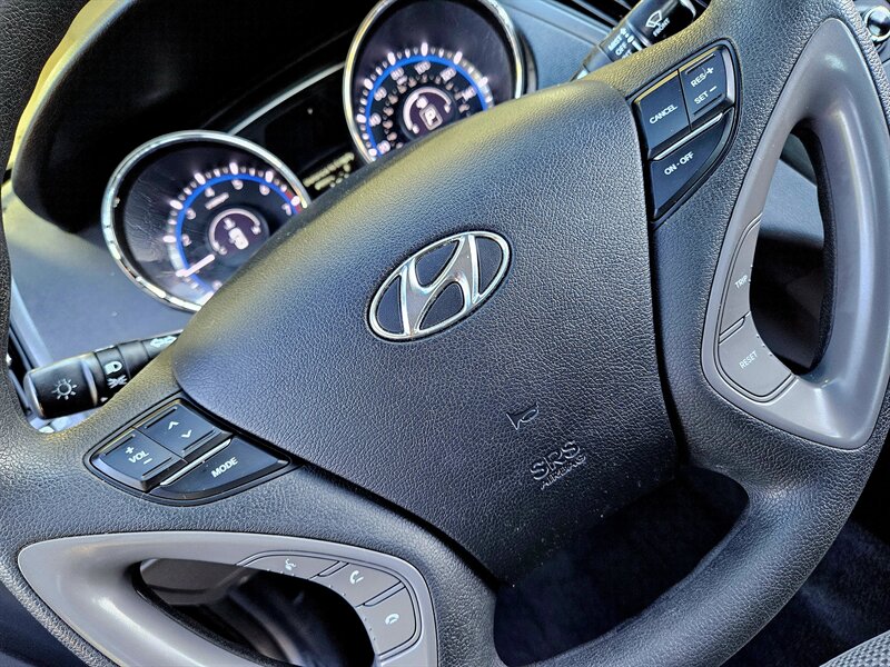 2013 Hyundai SONATA GLS - Photo 20 - Hillsboro, OR 97124
