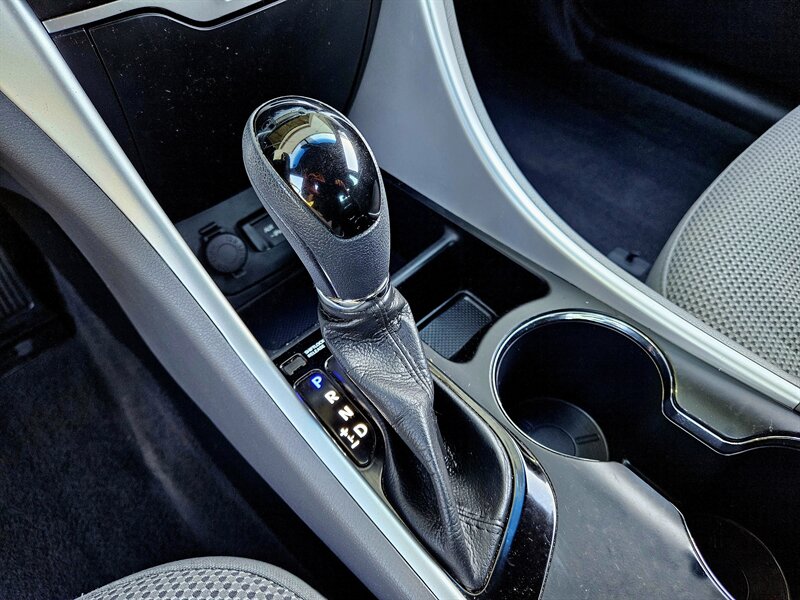 2013 Hyundai SONATA GLS - Photo 23 - Hillsboro, OR 97124