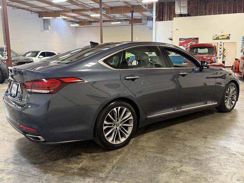 2015 Hyundai Genesis 3.8L   - Photo 7 - Hillsboro, OR 97124