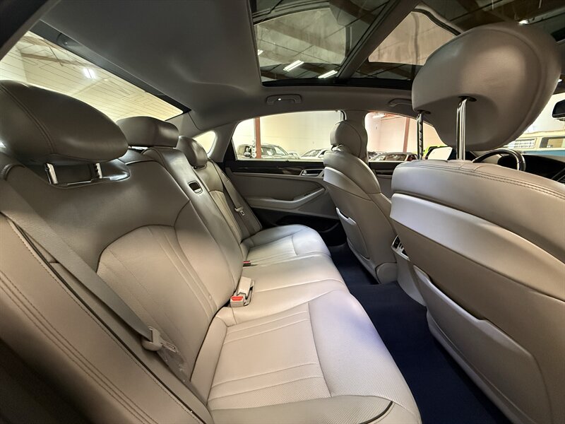 2015 Hyundai Genesis 3.8L   - Photo 29 - Hillsboro, OR 97124