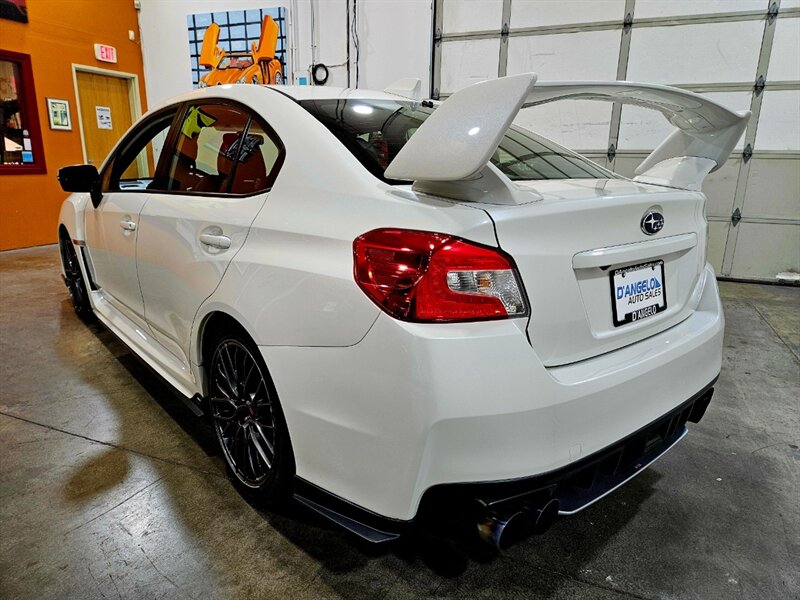 2017 Subaru WRX STI photo 5