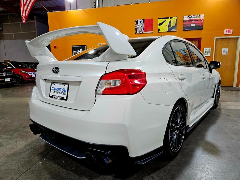 2017 Subaru WRX STI photo 10