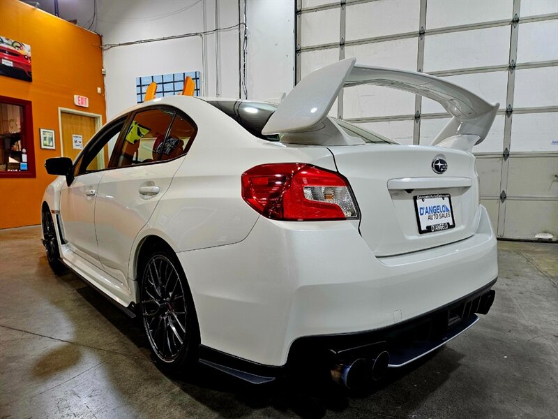 2017 Subaru WRX STI photo 6
