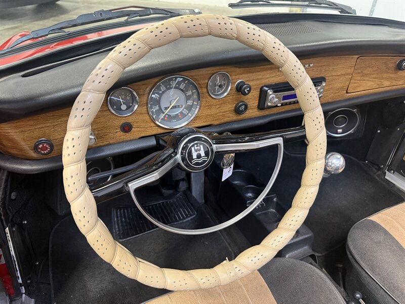 1970 Volkswagen Karmann Ghia Convertible   - Photo 19 - Hillsboro, OR 97124