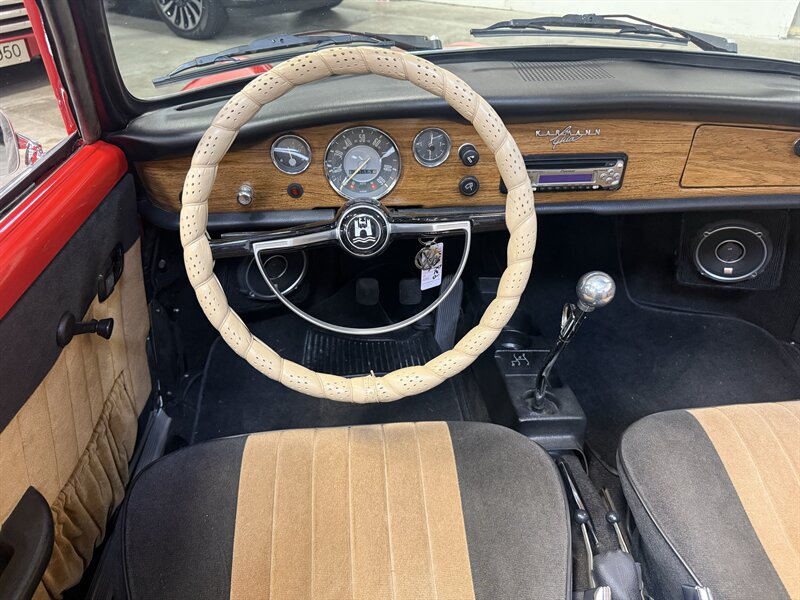 1970 Volkswagen Karmann Ghia Convertible   - Photo 17 - Hillsboro, OR 97124