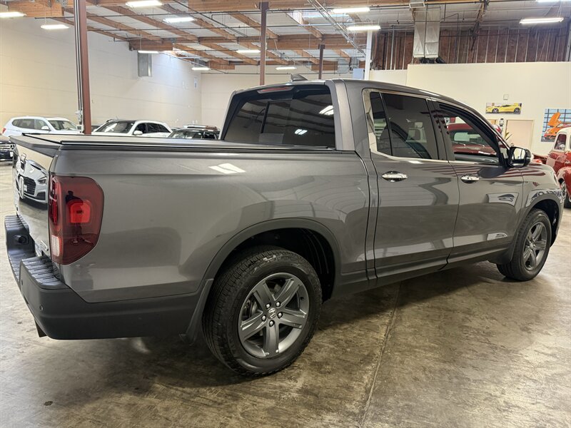 2022 Honda Ridgeline RTL-E   - Photo 10 - Hillsboro, OR 97124