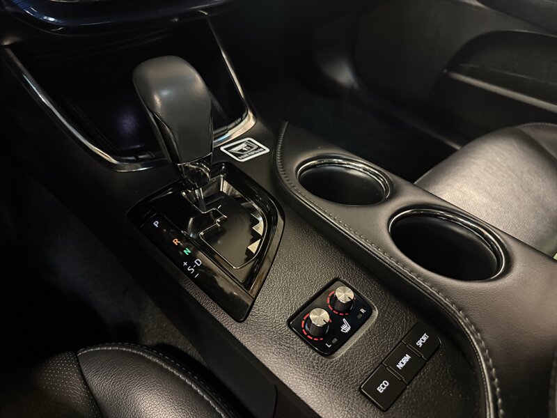 2015 Toyota Avalon XLE Touring Sport Edition - Photo 25 - Hillsboro, OR 97124