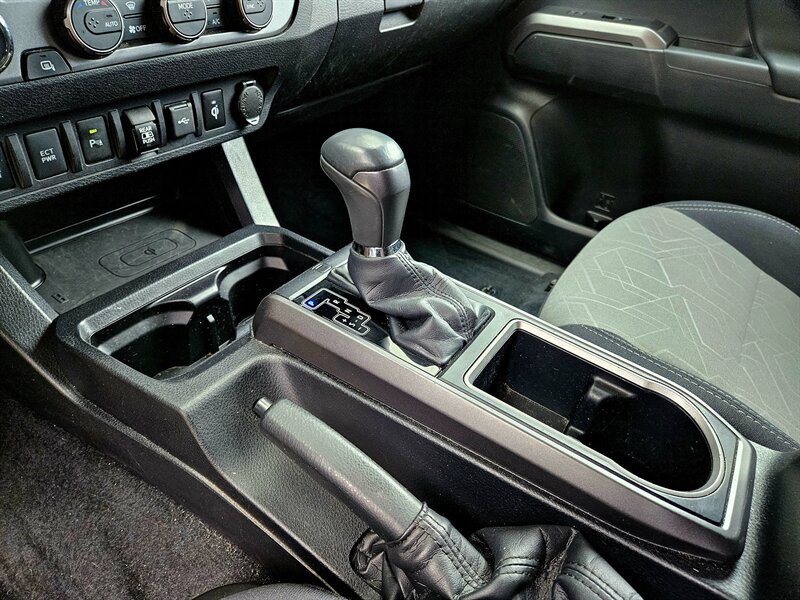 2021 Toyota Tacoma TRD Off-Road   - Photo 28 - Hillsboro, OR 97124