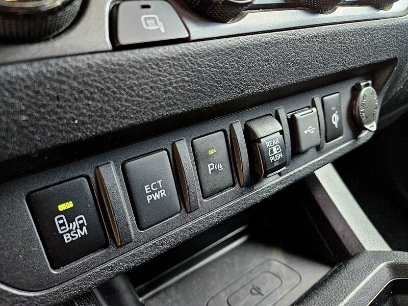 2021 Toyota Tacoma TRD Off-Road   - Photo 26 - Hillsboro, OR 97124