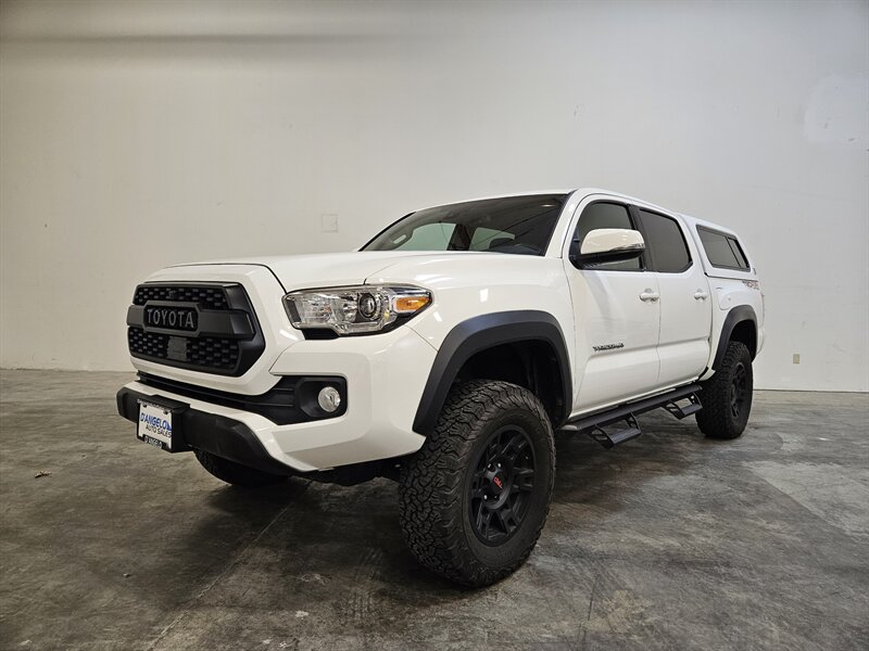 2021 Toyota Tacoma TRD Off-Road   - Photo 11 - Hillsboro, OR 97124