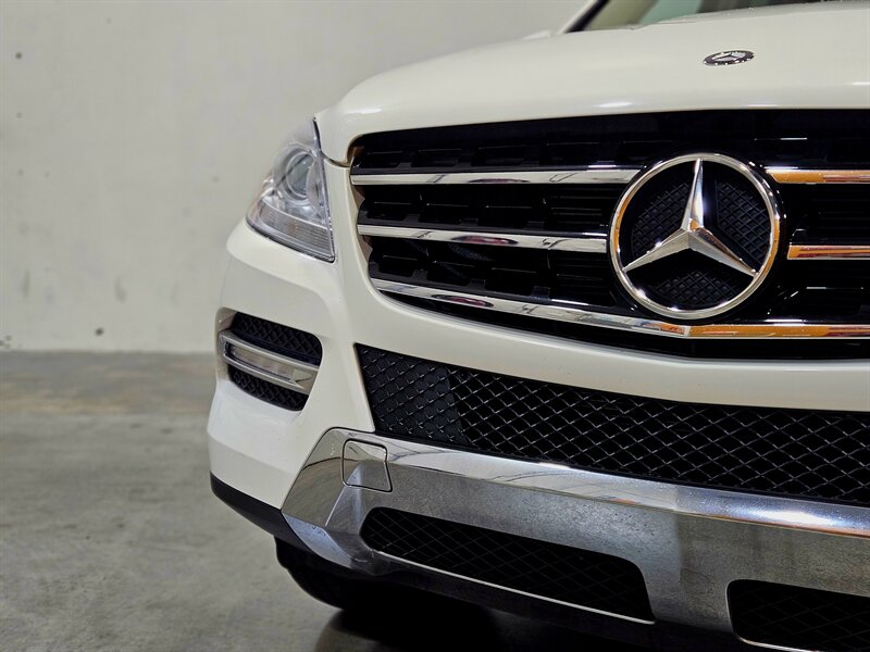 2012 Mercedes Benz ML 350 photo 10