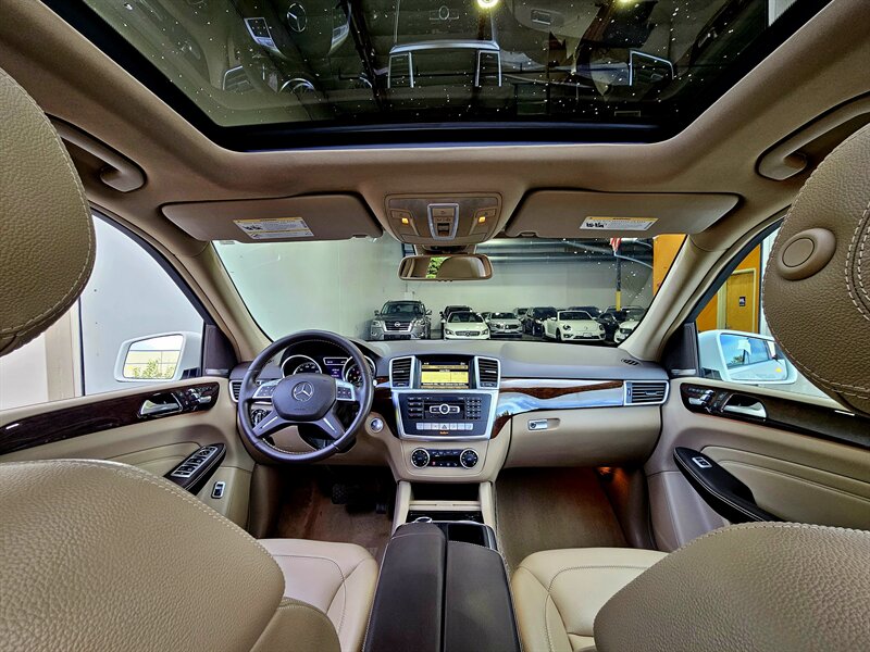 2012 Mercedes Benz ML 350 photo 18