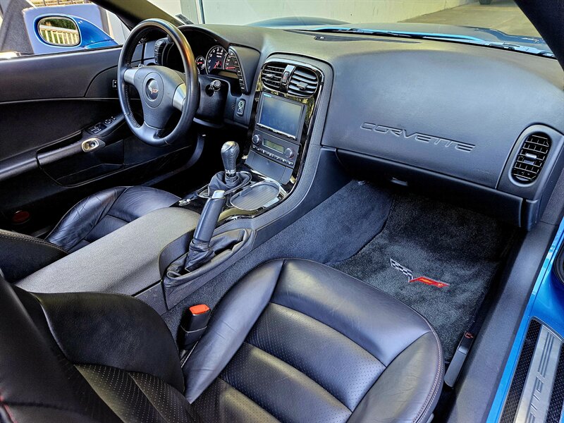 2008 Chevrolet Corvette Z06   - Photo 2 - Hillsboro, OR 97124