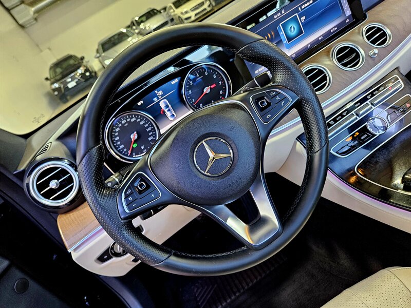 2017 Mercedes-Benz E 300 4MATIC - Photo 20 - Hillsboro, OR 97124