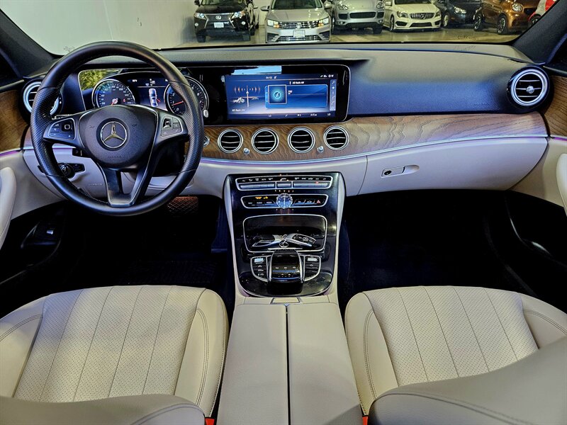 2017 Mercedes-Benz E 300 4MATIC - Photo 14 - Hillsboro, OR 97124