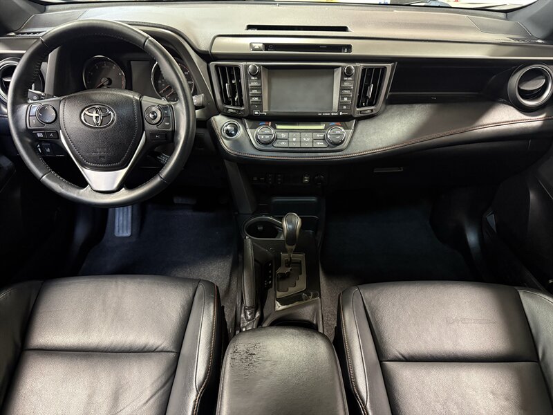 2016 Toyota RAV4 SE   - Photo 15 - Hillsboro, OR 97124