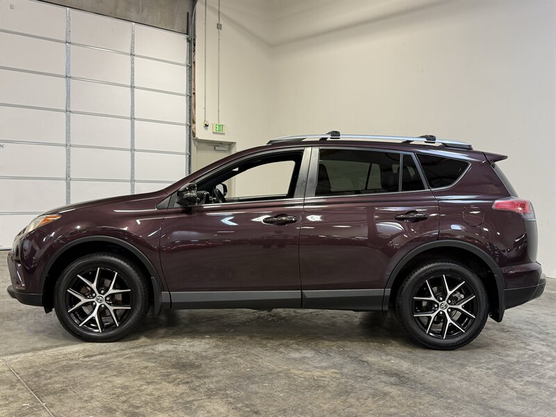 2016 Toyota RAV4 SE   - Photo 4 - Hillsboro, OR 97124