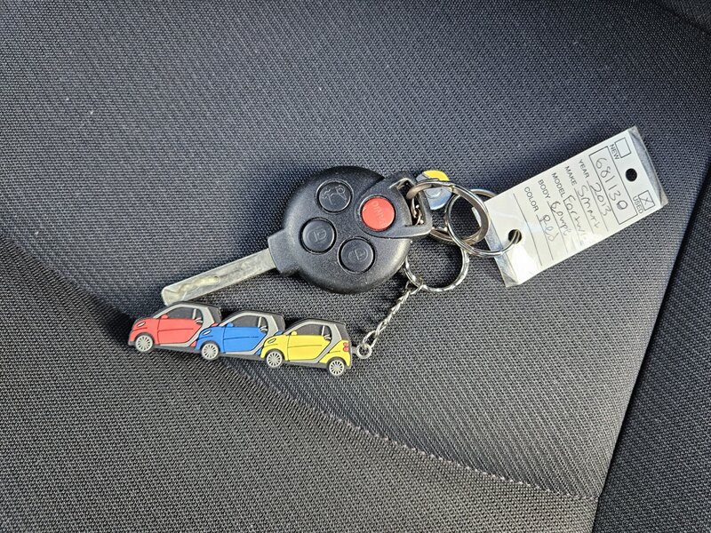 2013 Smart fortwo pure   - Photo 35 - Hillsboro, OR 97124