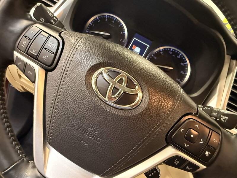 2019 Toyota Highlander Limited - Photo 19 - Hillsboro, OR 97124