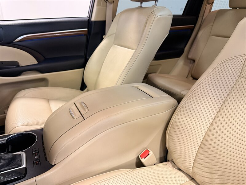 2019 Toyota Highlander Limited - Photo 26 - Hillsboro, OR 97124