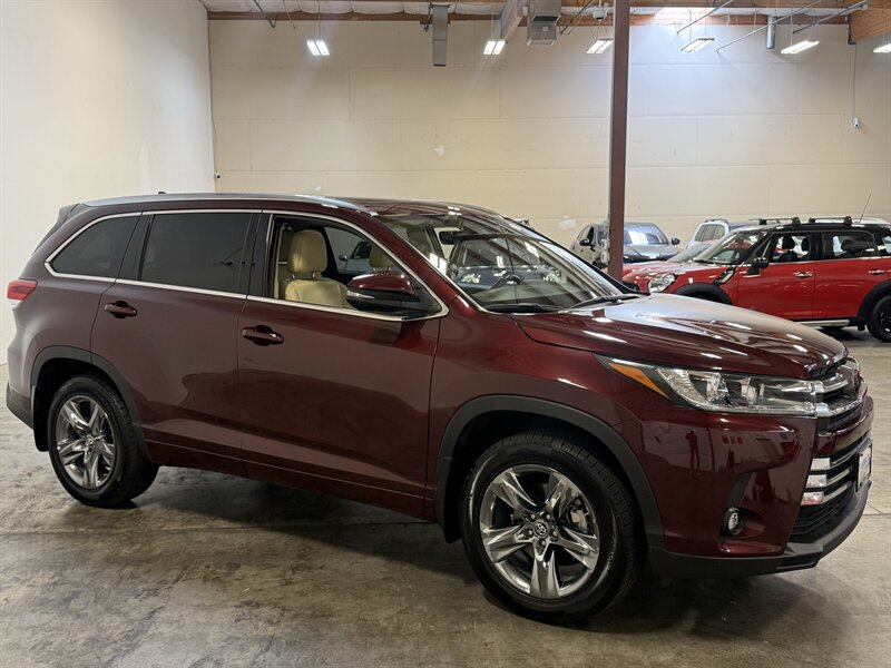 2019 Toyota Highlander Limited - Photo 9 - Hillsboro, OR 97124