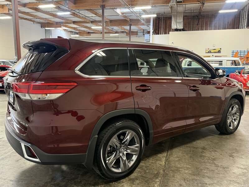 2019 Toyota Highlander Limited - Photo 7 - Hillsboro, OR 97124