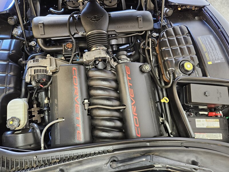 2000 Chevrolet Corvette   - Photo 35 - Hillsboro, OR 97124