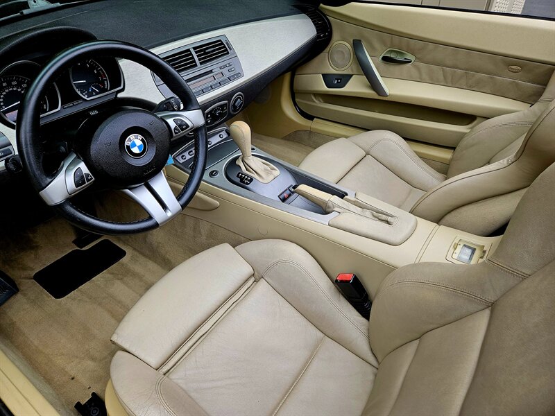 2004 BMW Z4 2.5i   - Photo 17 - Hillsboro, OR 97124