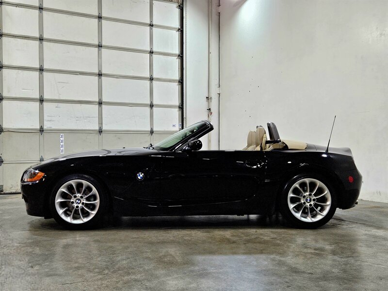 2004 BMW Z4 2.5i   - Photo 8 - Hillsboro, OR 97124