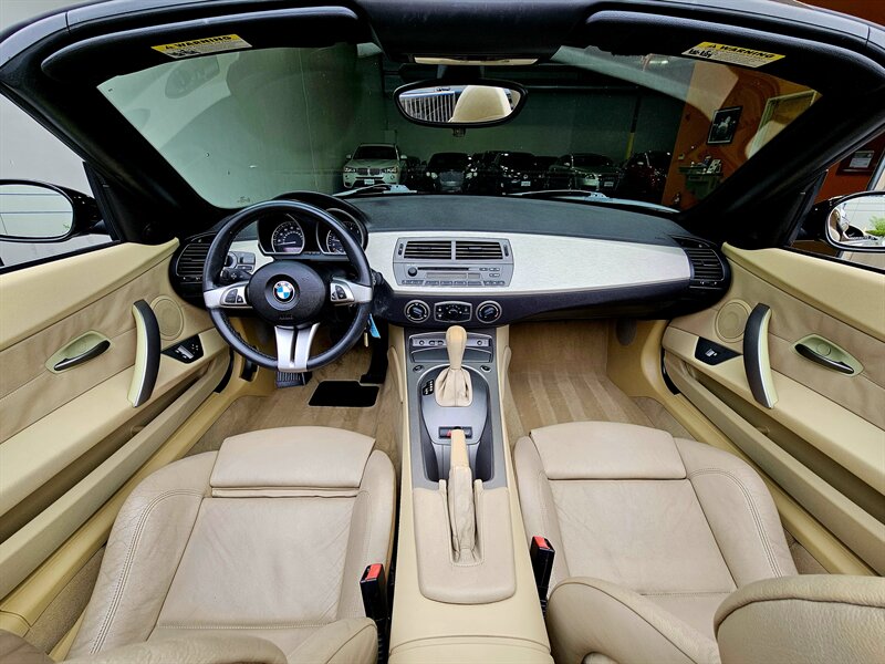 2004 BMW Z4 2.5i   - Photo 15 - Hillsboro, OR 97124
