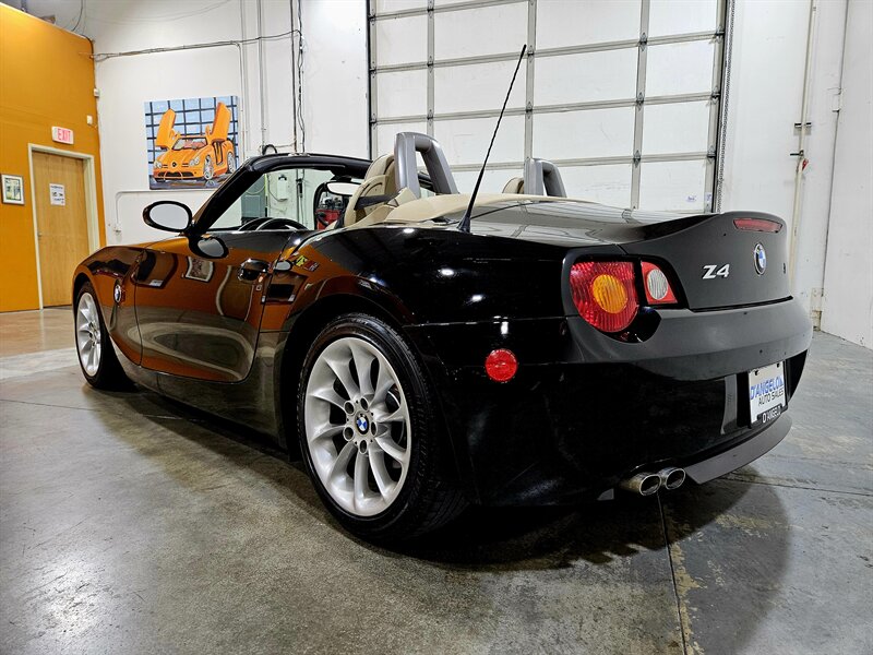 2004 BMW Z4 2.5i   - Photo 7 - Hillsboro, OR 97124