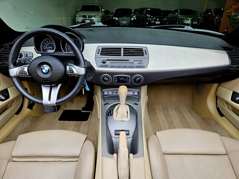 2004 BMW Z4 2.5i   - Photo 14 - Hillsboro, OR 97124